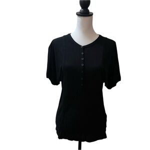 ⭐️Gap S/Sleeve Black Top, size Extra Small⭐️